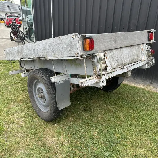 1977 Wooden trailer & cover, Rego & WOF  recently expired 22FWX