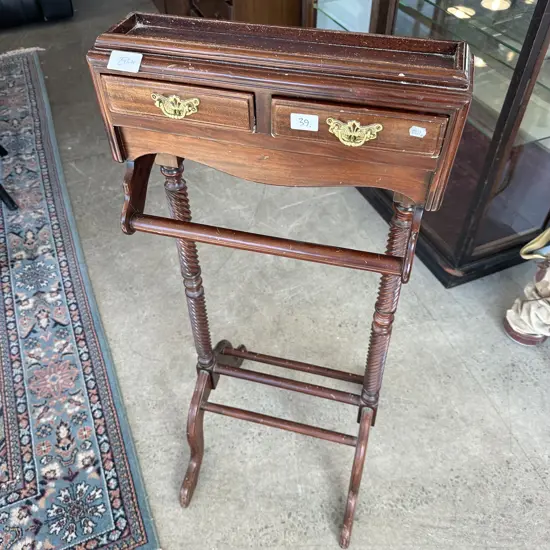 Bedroom Tie & cufflink stand