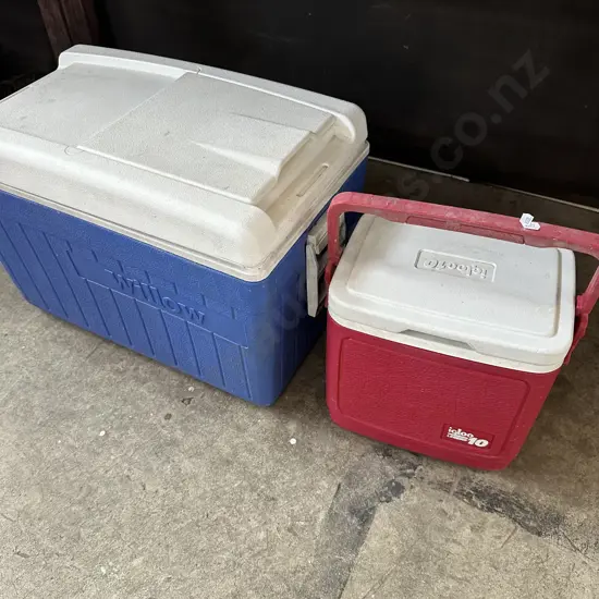 2 chilli bins