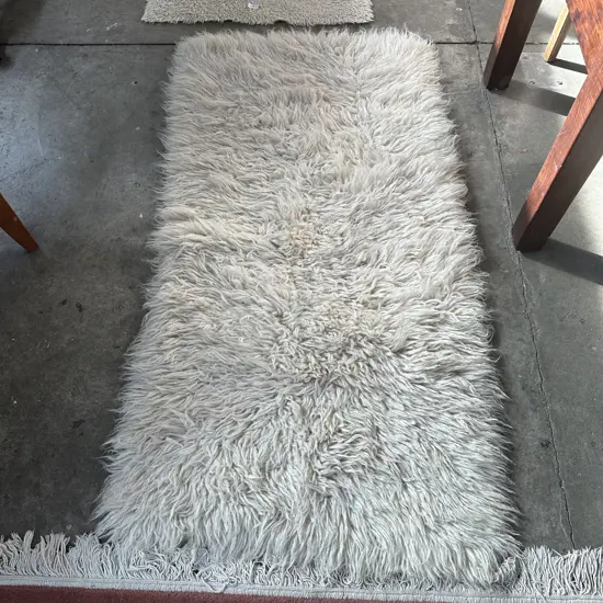 2 Wool rugs