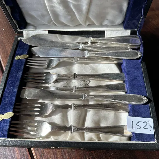 Boxed fish cuttlery set