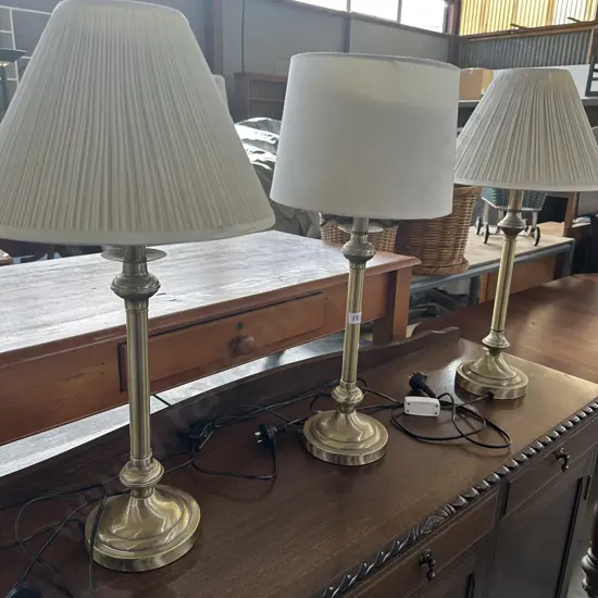 3 lamps
