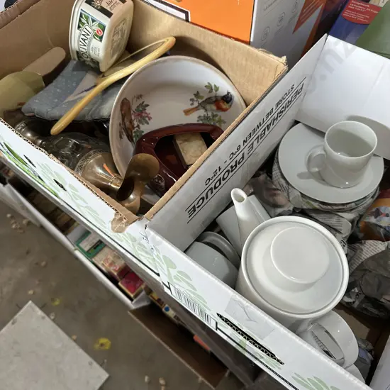 2 box collectables etc