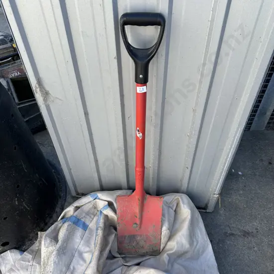 Atlas spade and fadge