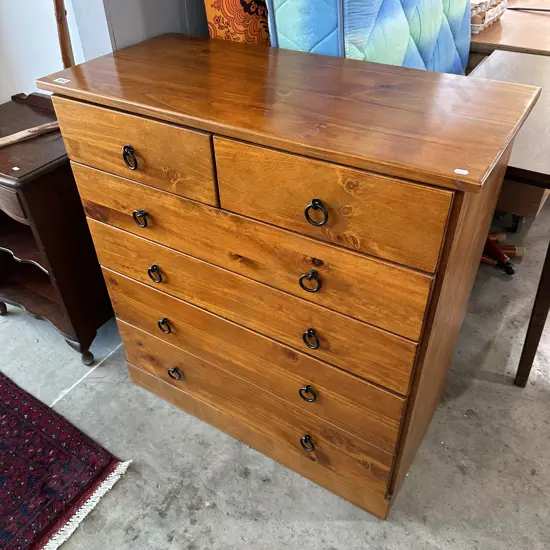 Pine chest drawers