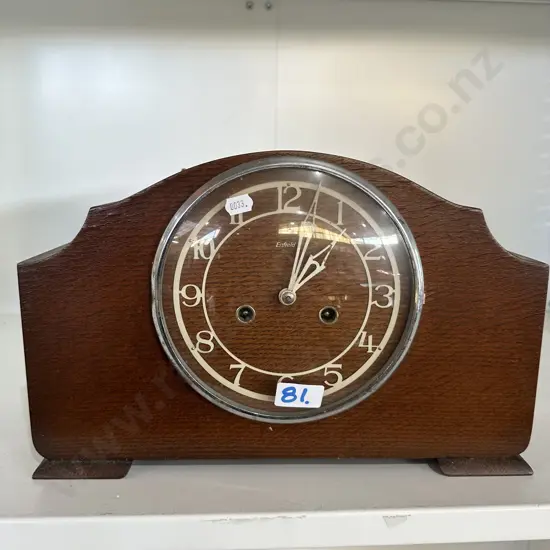 Mantle clock