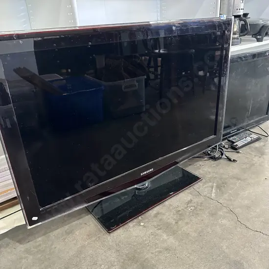 40inch Samsung and 32 inch panasonic TVs