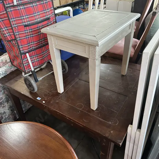 Table & side table, both average