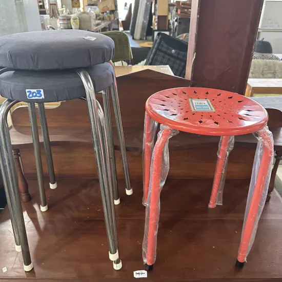 3 x stools