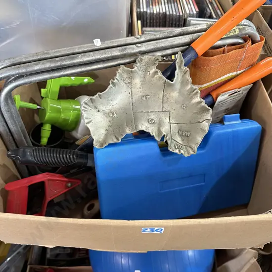 Australian ashtray and tools