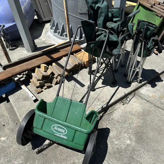Spreader (cracked top corners) camp chairs & round glass outdoor table