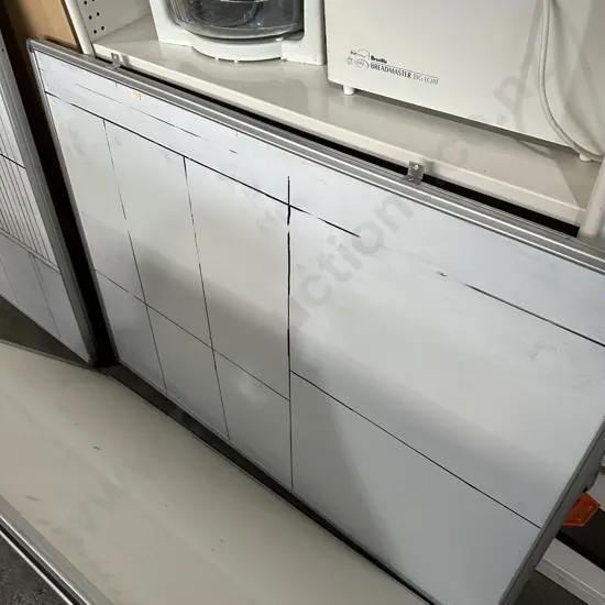 Whitboard 1250 x 900