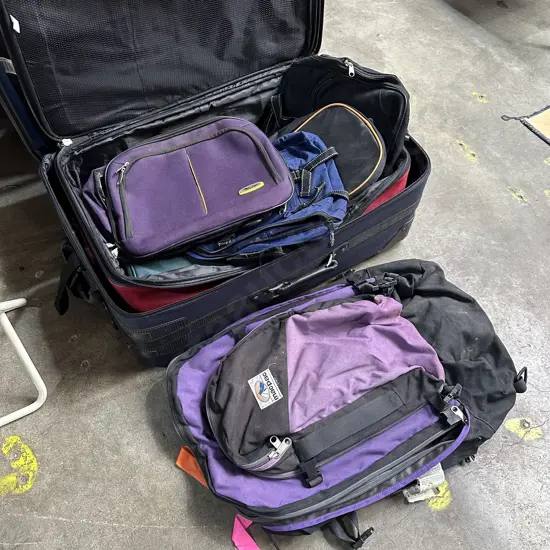 Suitcases, packs, inc Macpac