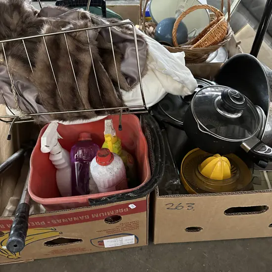 2 boxes kitchenwarem fur cape, loppers etc