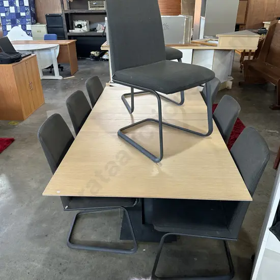 BoConcept extendable dining table and 8 chairs