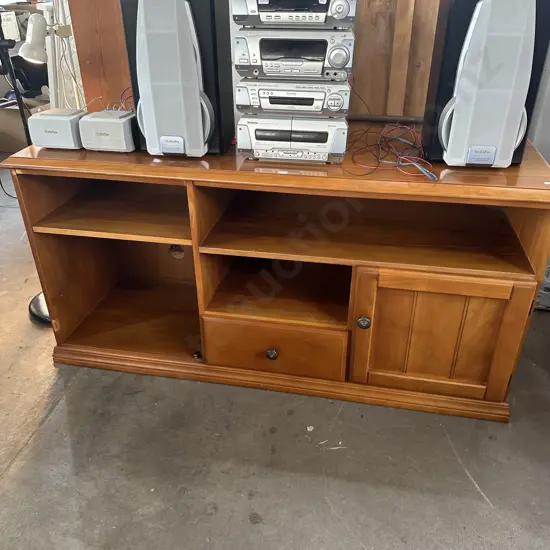 Solid Rimu entertainment unit, missing left cupboard door
