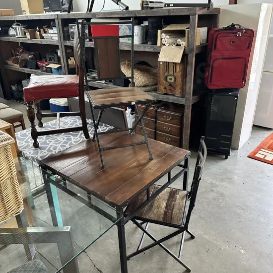 Folding cafe style table and 2 chairs