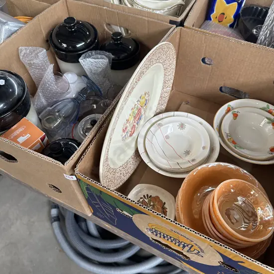 2 box collectable etc