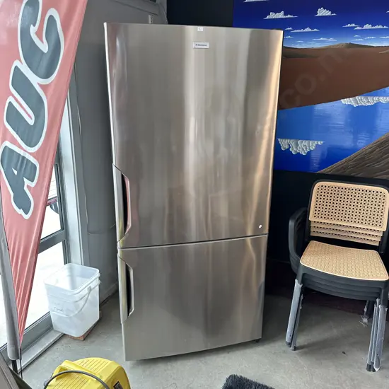 Very tidy Electrolux Fridge Freezer