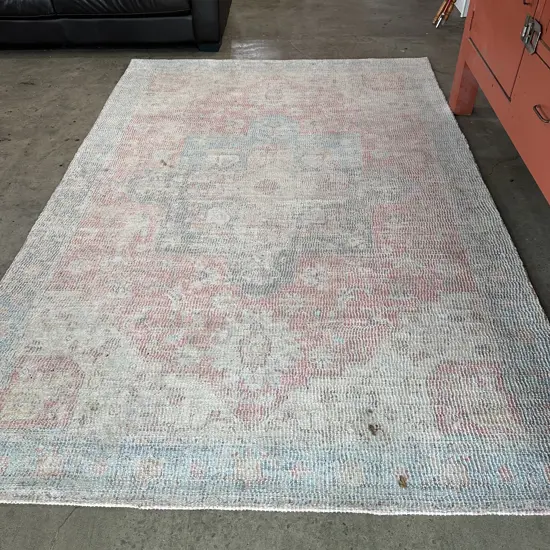 Shabby Chic style rug 2700 x 1800