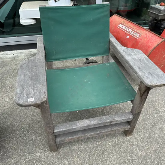 Low rider deck chair