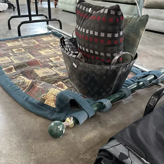 Bin, cushions, wall hunging