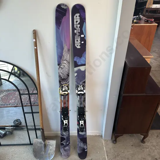 Skis and bindings