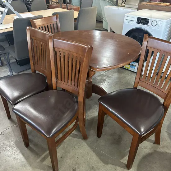Rubberwood table and chairs- average