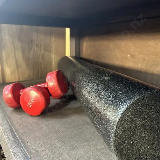 4 Kg bells and roller