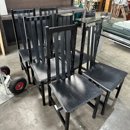 The set of 6 chairs that matched the table (Italian aswell)