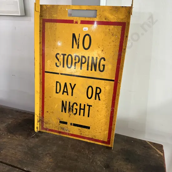 No stopping sign