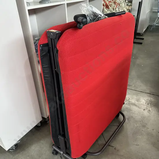 Delux model pull out bed