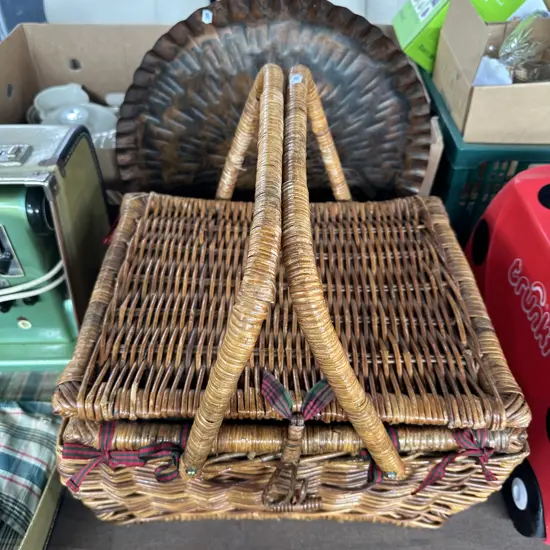 Picnic basket and Copper dish