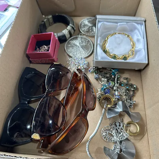 Jewellery and sunglasses