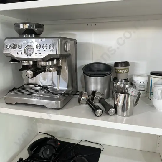 Espresso machine (has leak) We will refund you if the leak is to major to repair)