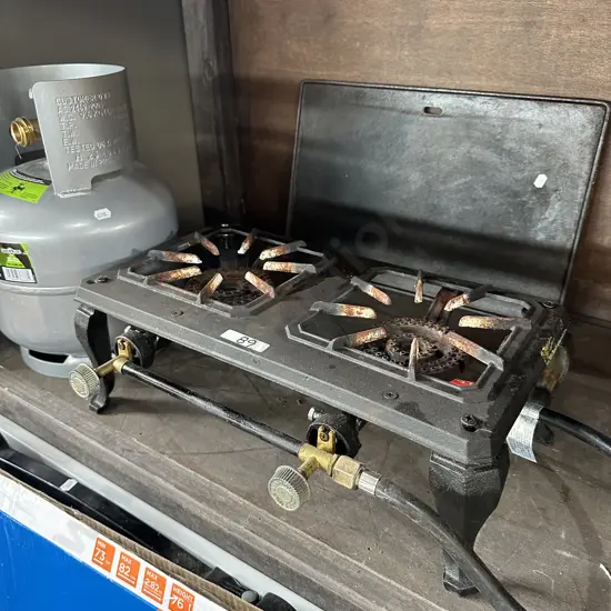 Hot plate, gas cooker and full gas bottle