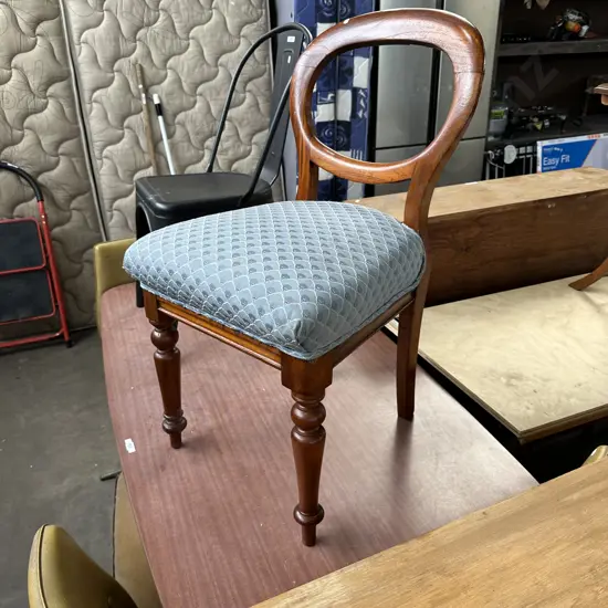 Bedroom chair