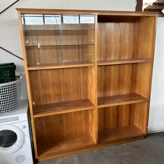 Display cabinet 2 x 1.8m (we have put 1 shelf together)