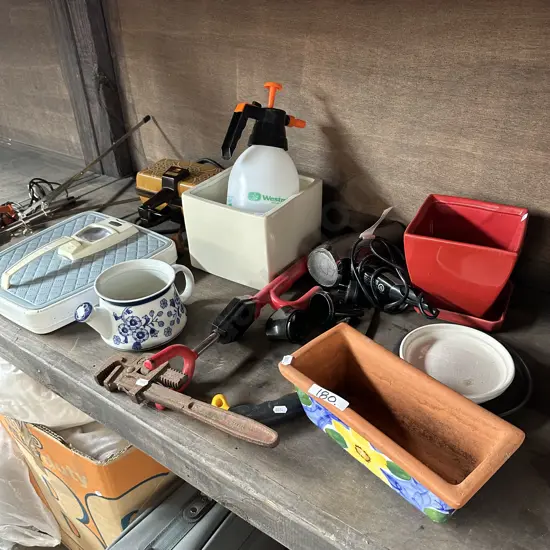 Shelf lot inc music stand