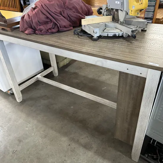 Kitchen bar unit (some damage)