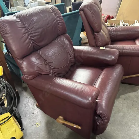 Burgundy Leather L Z boy