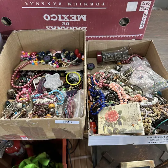 2 tray costume jewellery