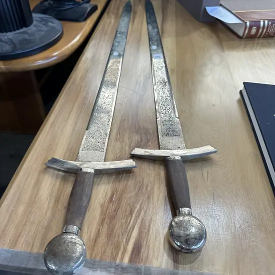Pr of Toledo decorative swords made in Spain 1000mm