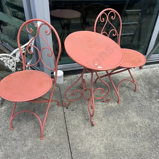 Vintage garden suite