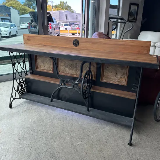 Bespoke hall table made by Artisen