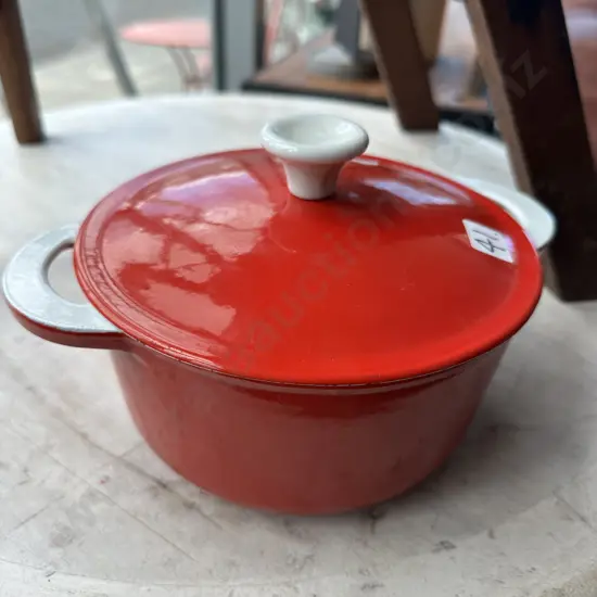 Cast iron pot 2litre made by Finesse Japan for the GHC