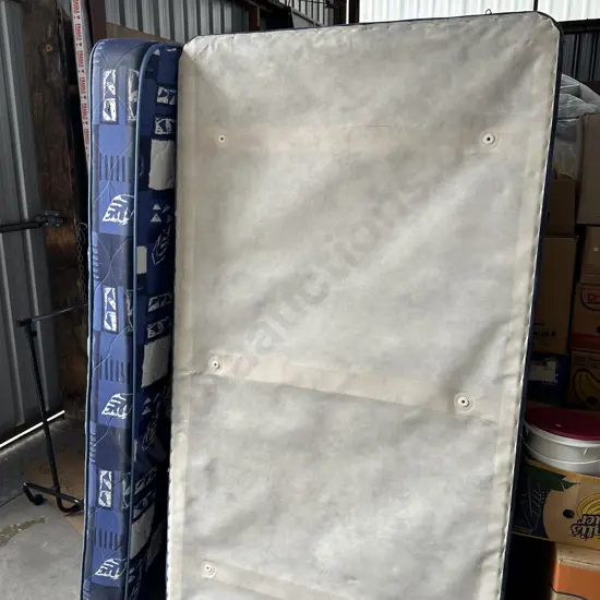 King single and single mattress (average)