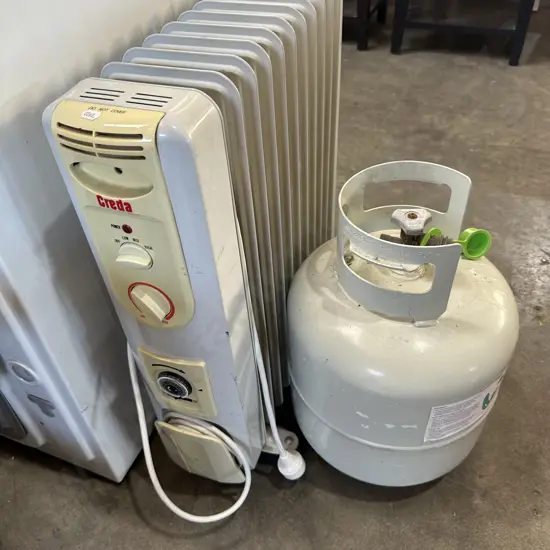 Gas bottle and heater