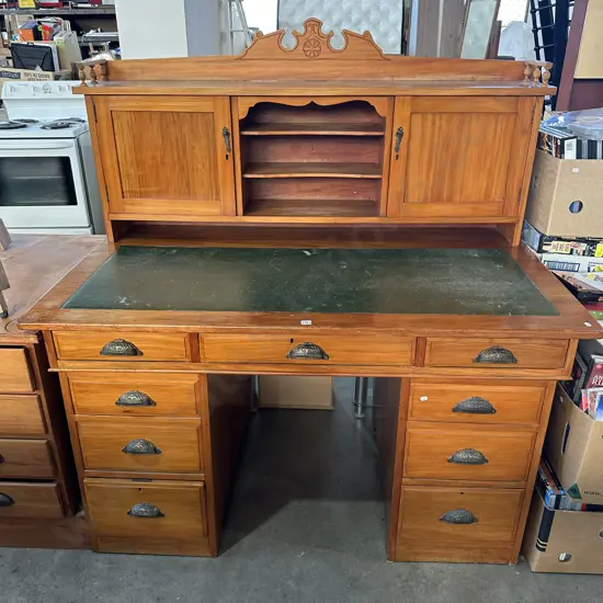 Colonial desk