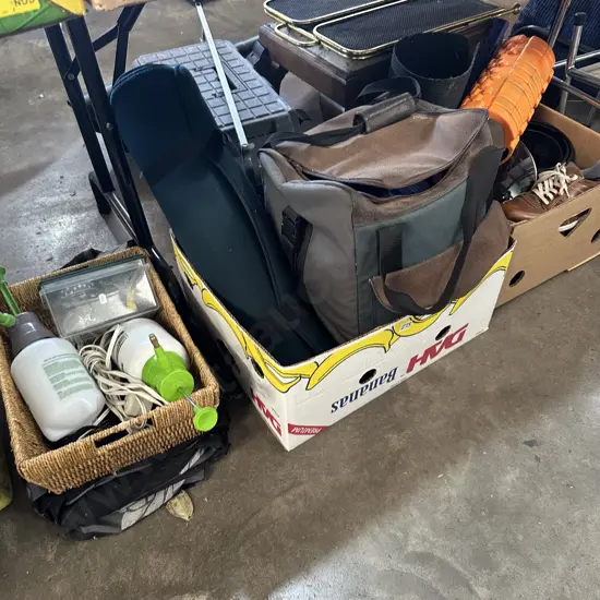 Box lots plus chilli picnic bag, sprayers etc